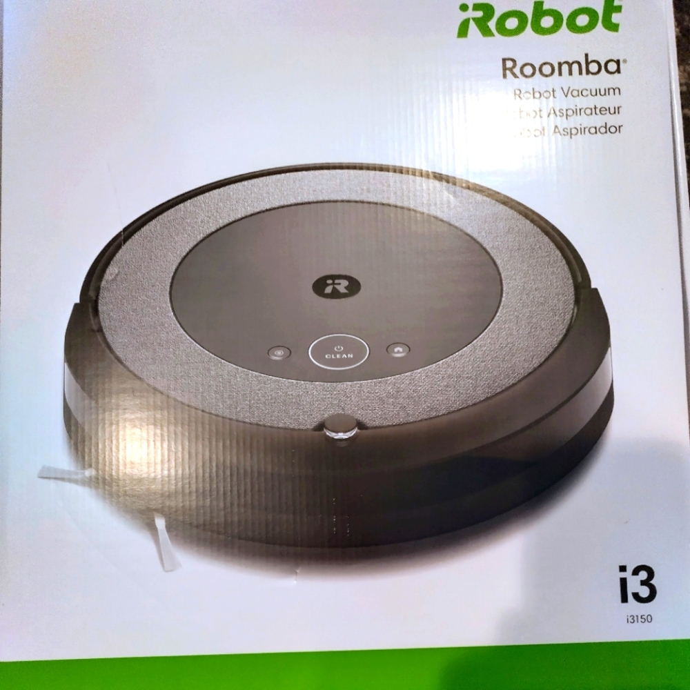 NEW IN BOX, ROBOT ROOMBA i3, GREAT CHRISTMAS GIFT!, $190